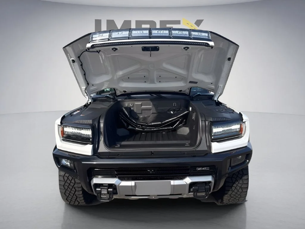 Used 2024 Interstellar White GMC 2X image 35