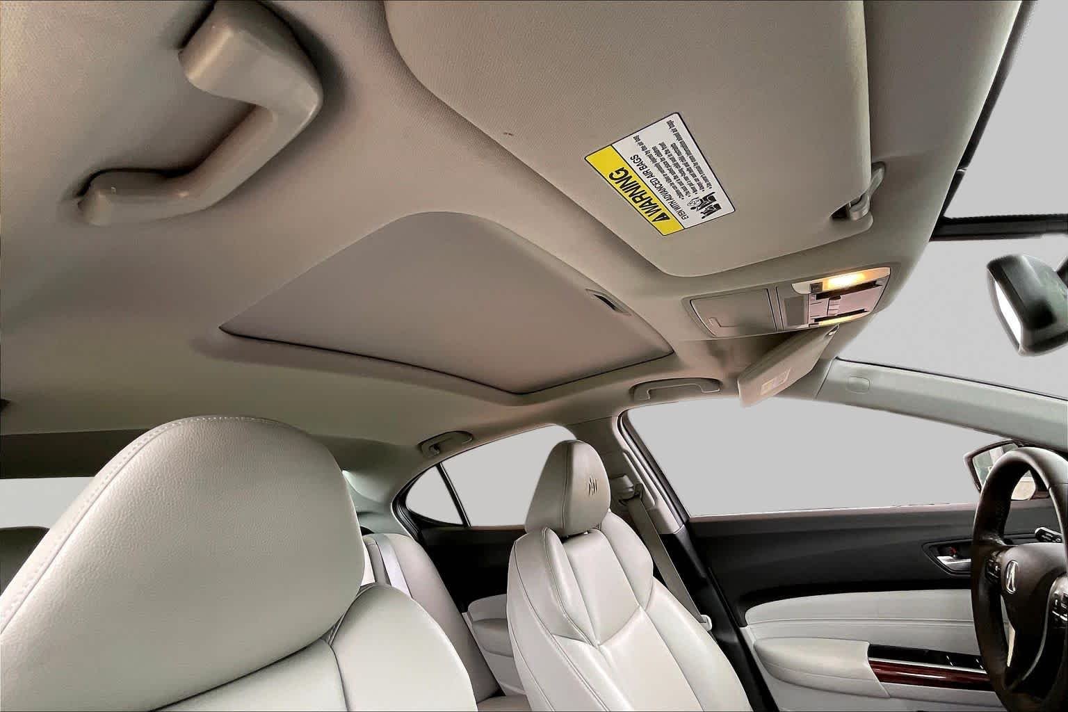 Used 2015 Bellanova White Pearl Acura  image 12