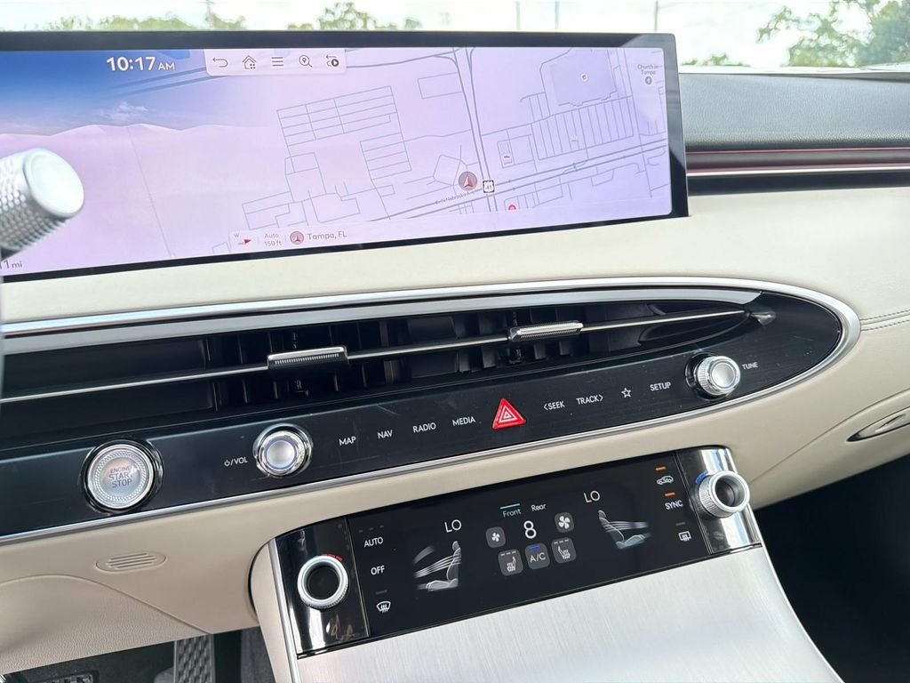 New 2026 White Genesis 2.5T Select image 23