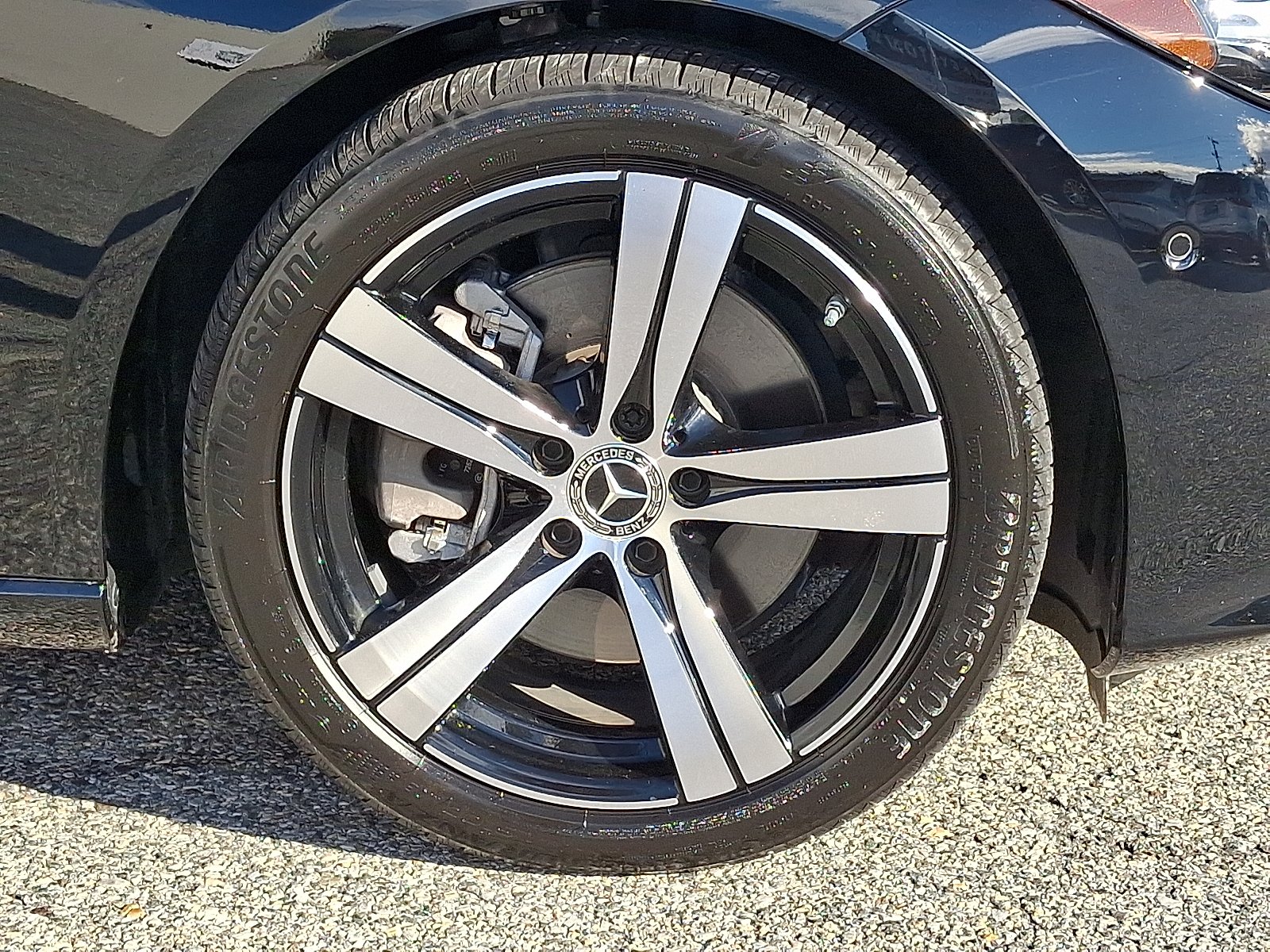 2025 Mercedes-Benz C-Class Sedan C 300 - Photo 8