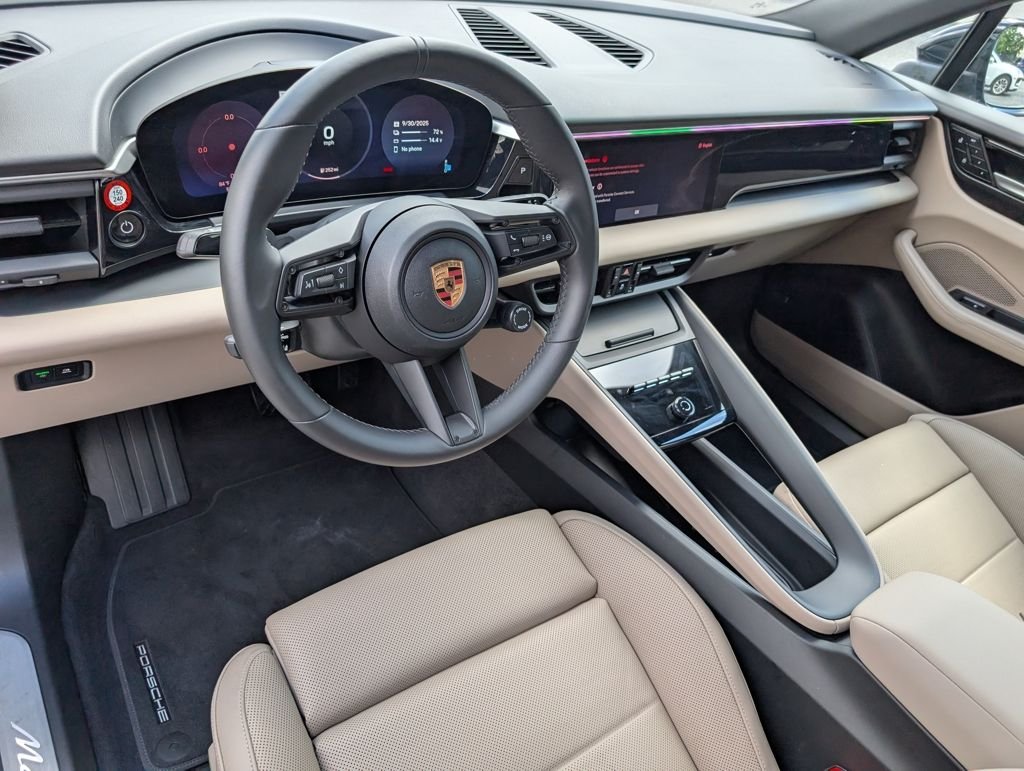 Used 2025 Black Porsche  image 4