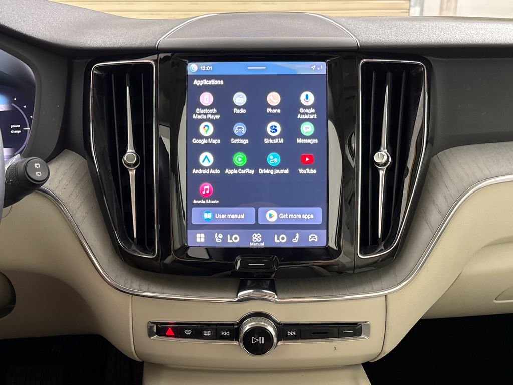 2025 Volvo XC60 Plus - Photo 20