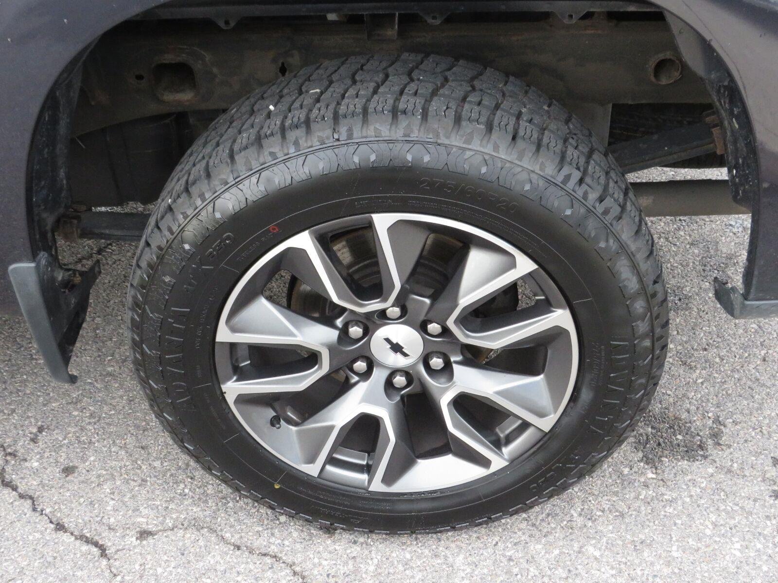 Used 2022 Dark Ash Metallic Chevrolet RST image 16