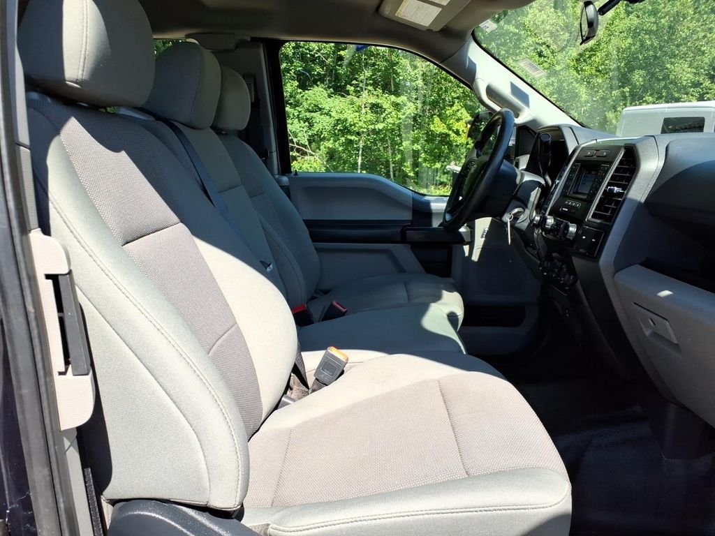 Certified Used 2022 Blue Metallic Ford XL image 15