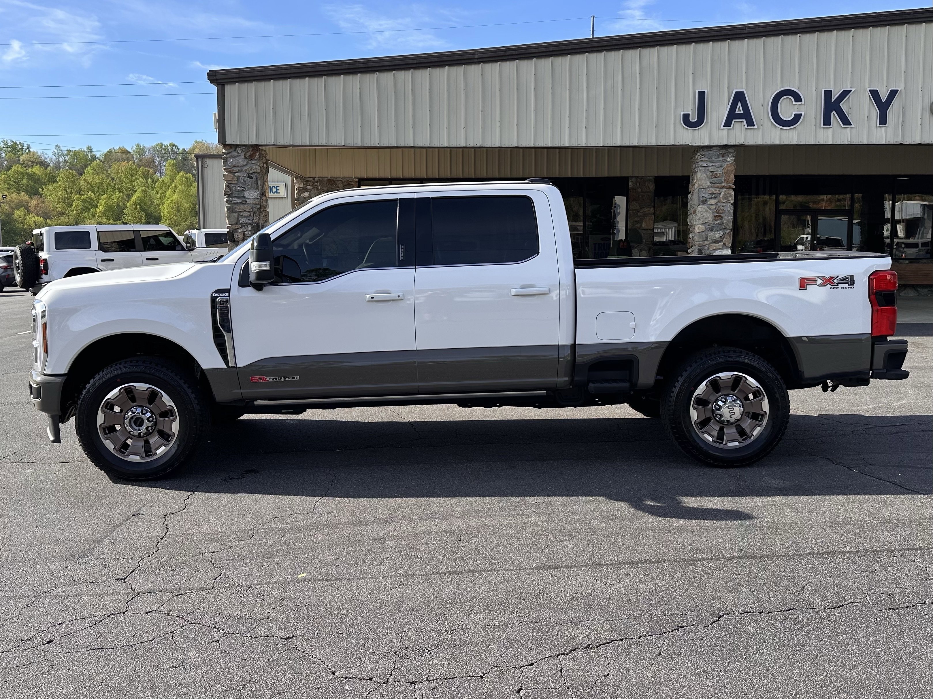 Used 2026 Star White Ford King Ranch image 1