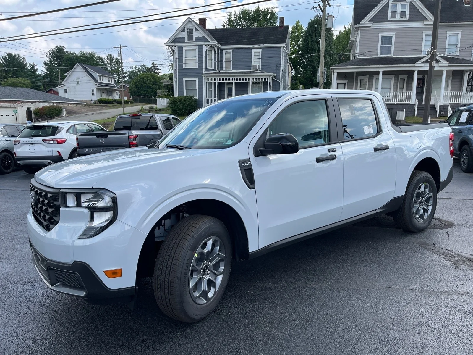 New 2026 Space White Metallic Ford XLT image 9