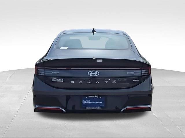 Used 2025 Gray Hyundai SEL image 7