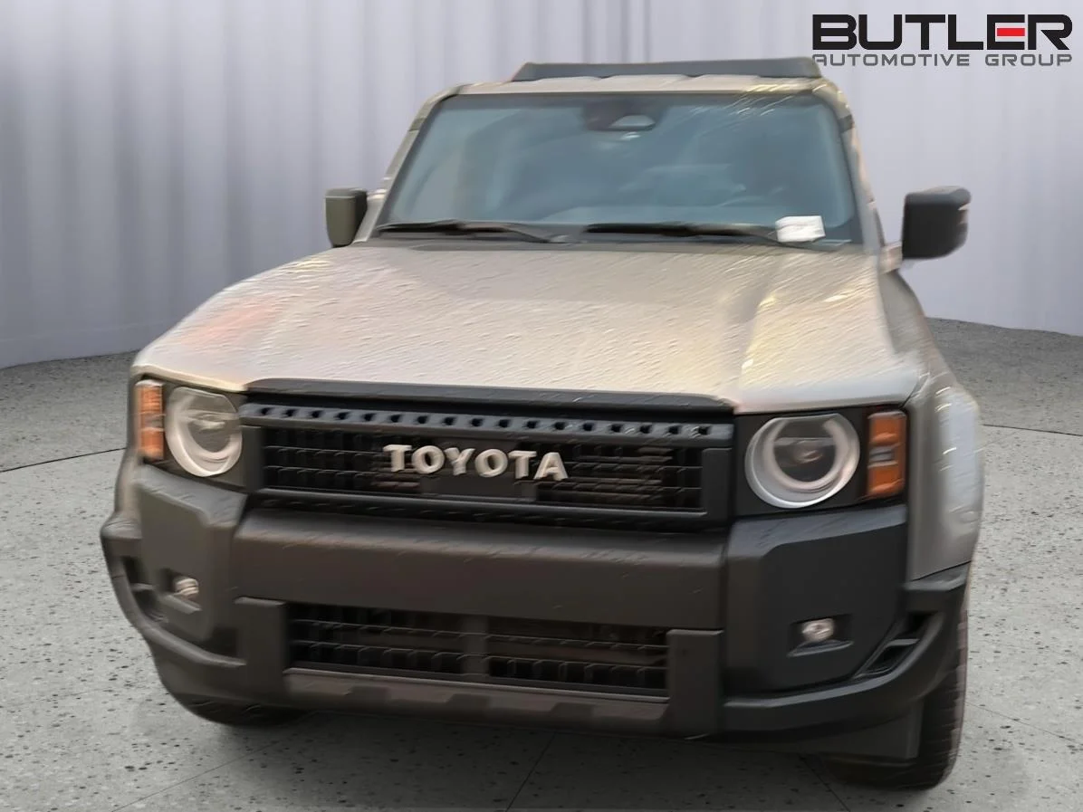 Used 2026 Meteor Shower Toyota 1958 image 4