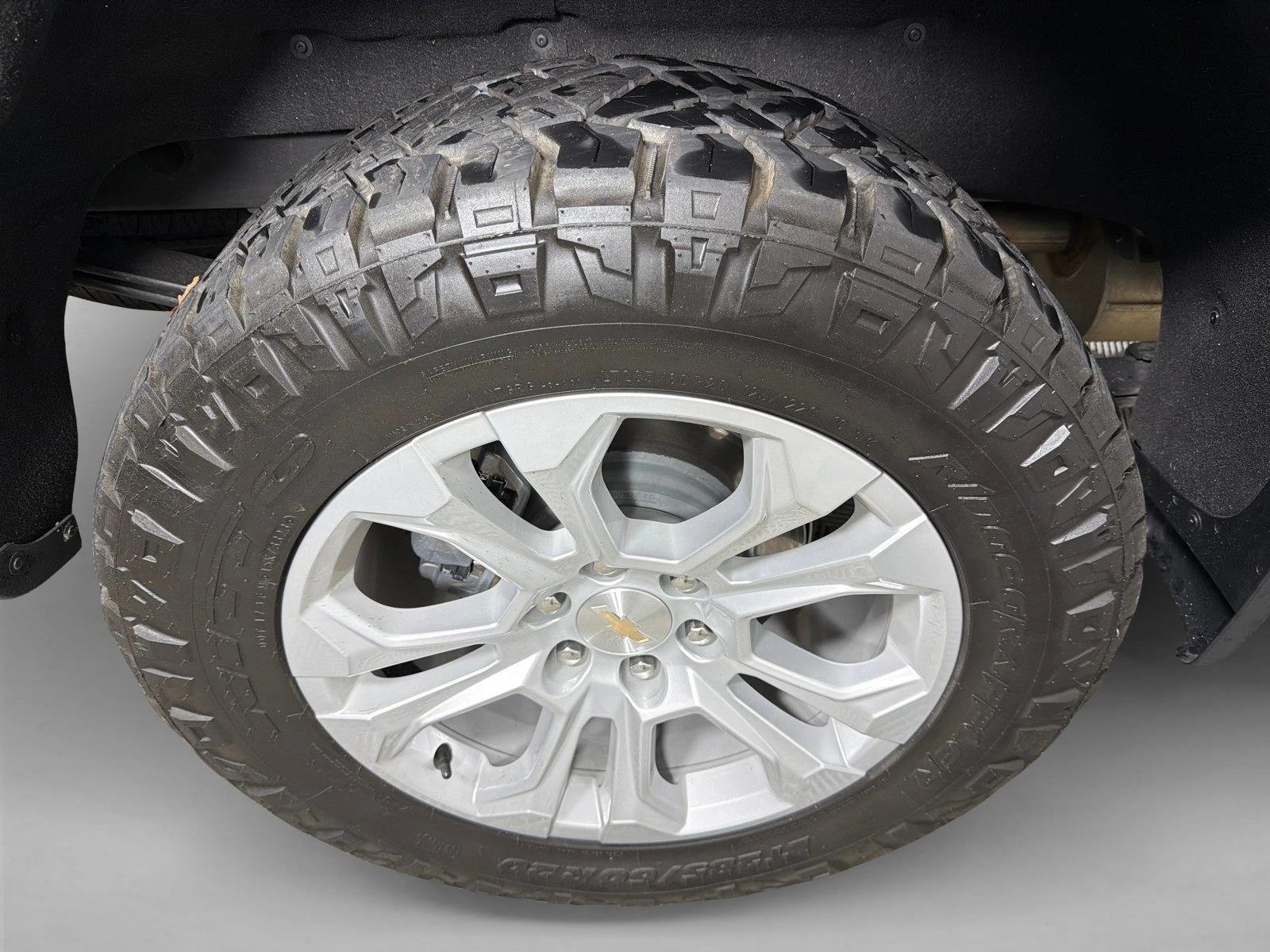 Used 2022 Dark Ash Metallic Chevrolet LTZ image 17
