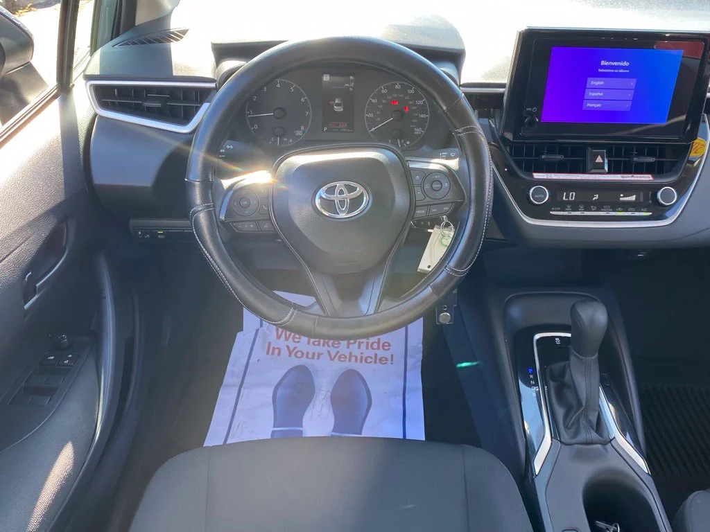 Used 2025  Toyota LE image 9