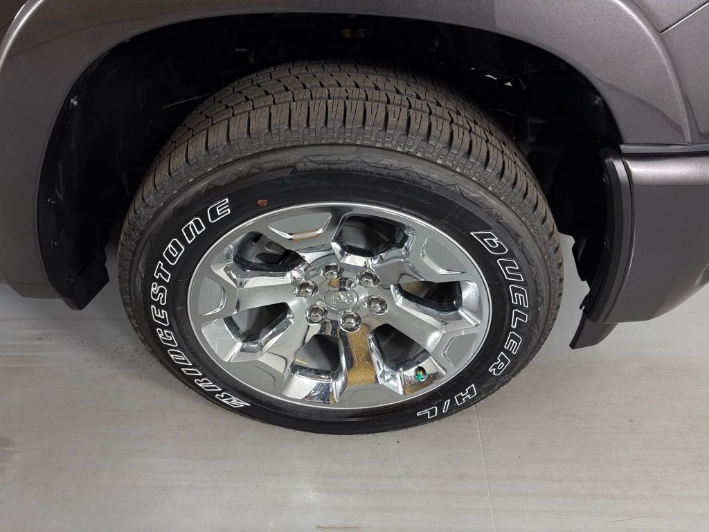 New 2026 Granite Crystal Metallic Clear-Coat Exterior Paint RAM Big Horn/Lone Star image 11