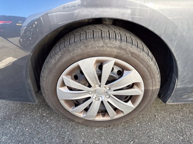Used 2019 Magnetite Gray Metallic Subaru 2.0i image 5