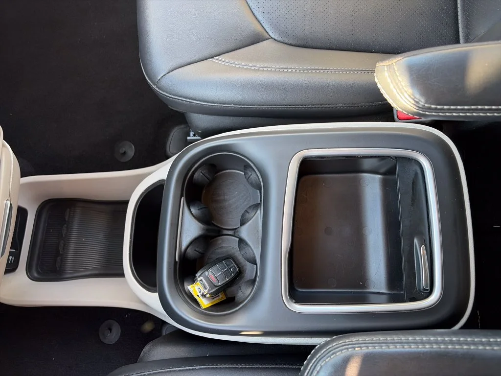 2024 Chrysler Pacifica Touring L - Photo 24