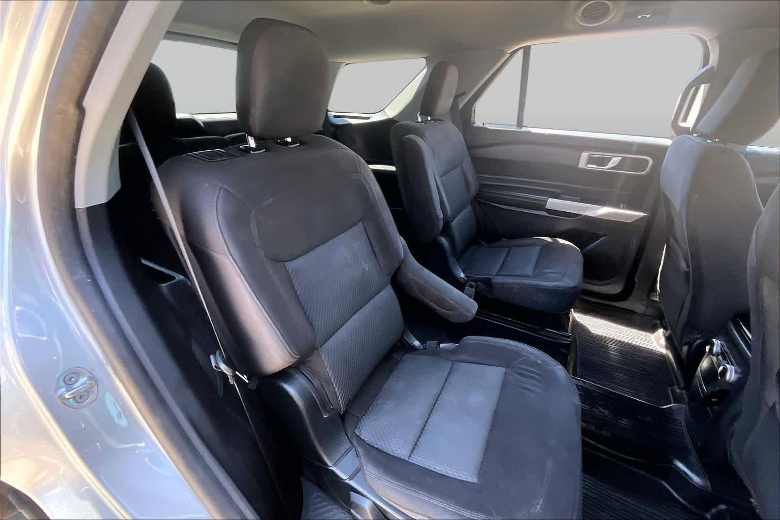 Used 2023 Iconic Silver Ford XLT image 18