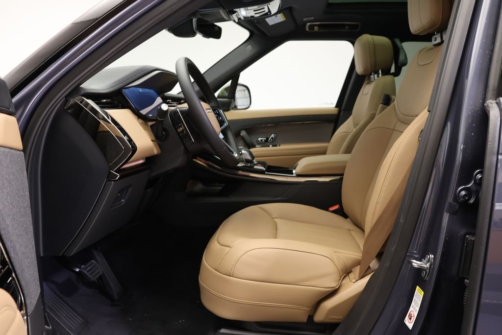 New 2026 Santorini Black LAND ROVER SE image 29