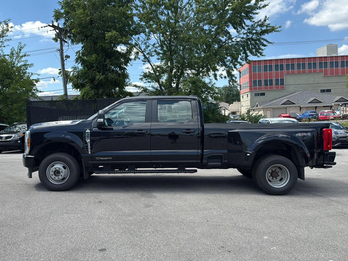 Used 2024 Agate Black Ford XL image 6