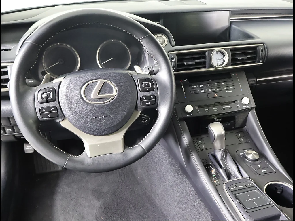 Used 2015 Starfire Pearl Lexus Base image 8