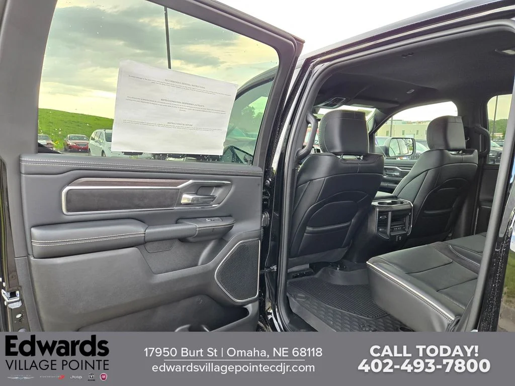 New 2026 Diamond Black Crystal Pearl-Coat Exterior Paint RAM Laramie image 23