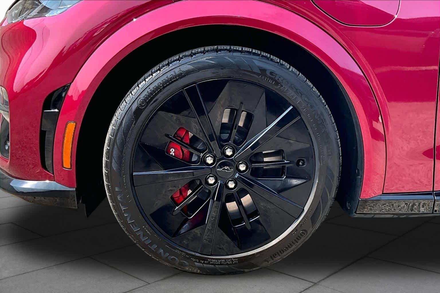 Certified Used 2025 Molten Ford GT image 12