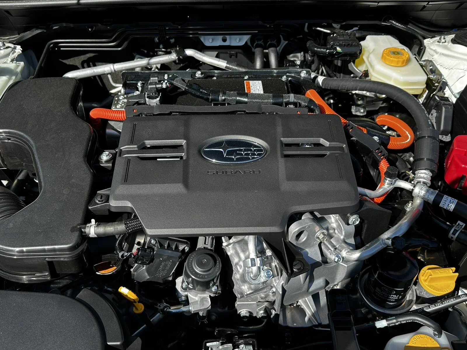 New 2026 CRYSTAL WHITE PEARL Subaru Limited Hybrid image 18