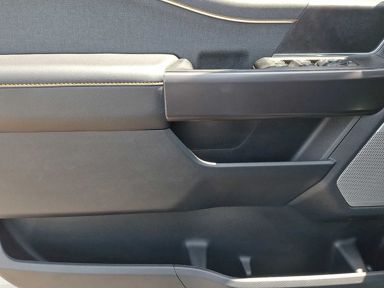 Used 2026 Avalanche Ford Tremor image 12