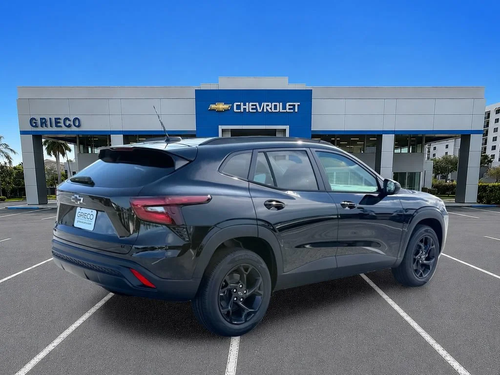 New 2026 Mosaic Black Metallic Chevrolet LT image 7