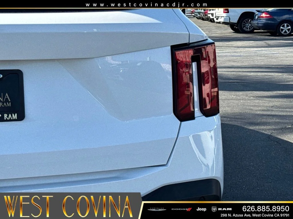 Used 2024 White Kia S image 15