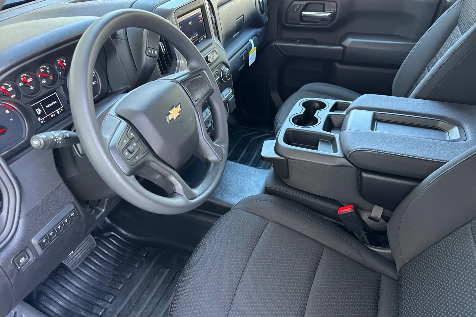 2026 Chevrolet Silverado 2500 HD WT view 9