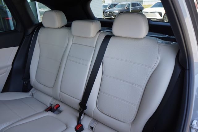 New 2026 MANUFAKTUR Alpine Grey Mercedes-Benz GLC 300 image 62