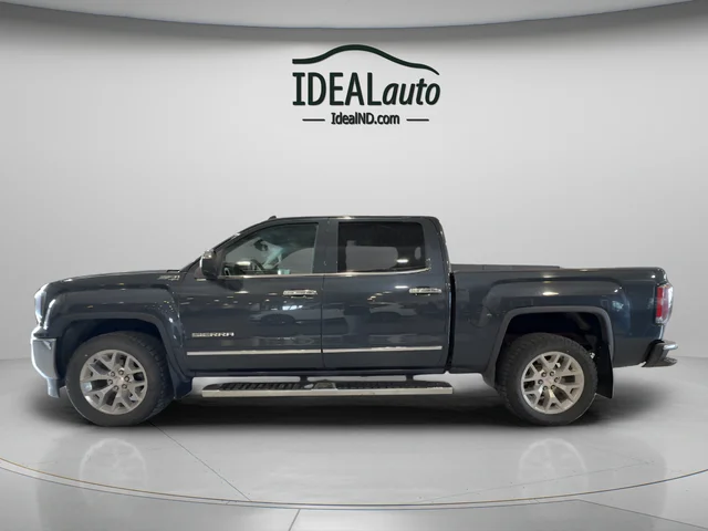 Used 2018 Gray GMC SLT image 2