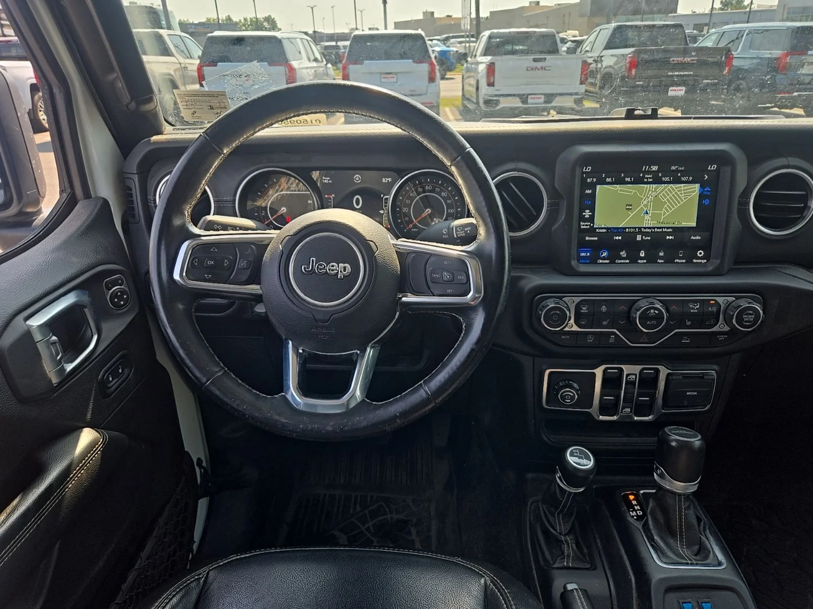 Photo 18