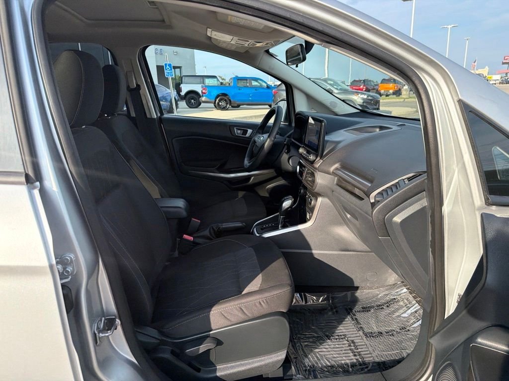 Used 2021 Silver Metallic Ford SE image 20
