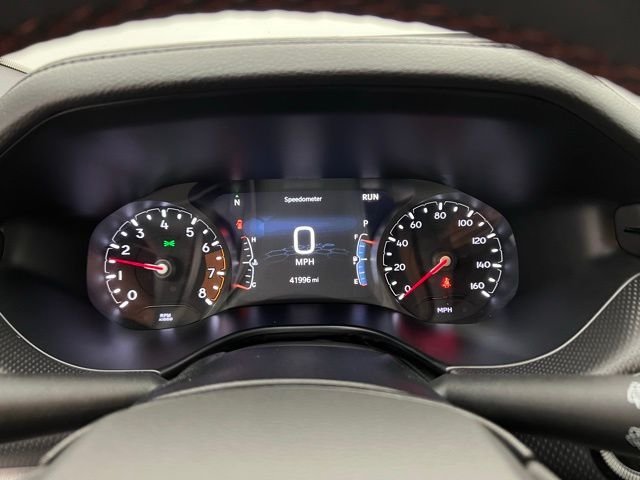 Used 2025 Silver Jeep Trailhawk image 26