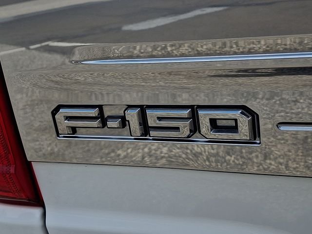 Used 2023 White Metallic Ford Limited image 29