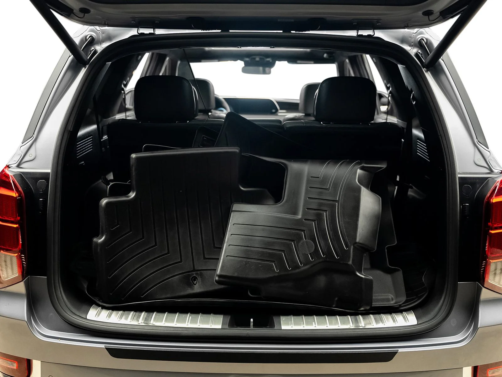 Used 2020 Silver Hyundai Limited image 57