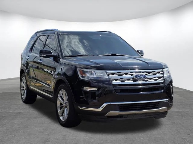Used 2019 Black Metallic Ford Limited image 6