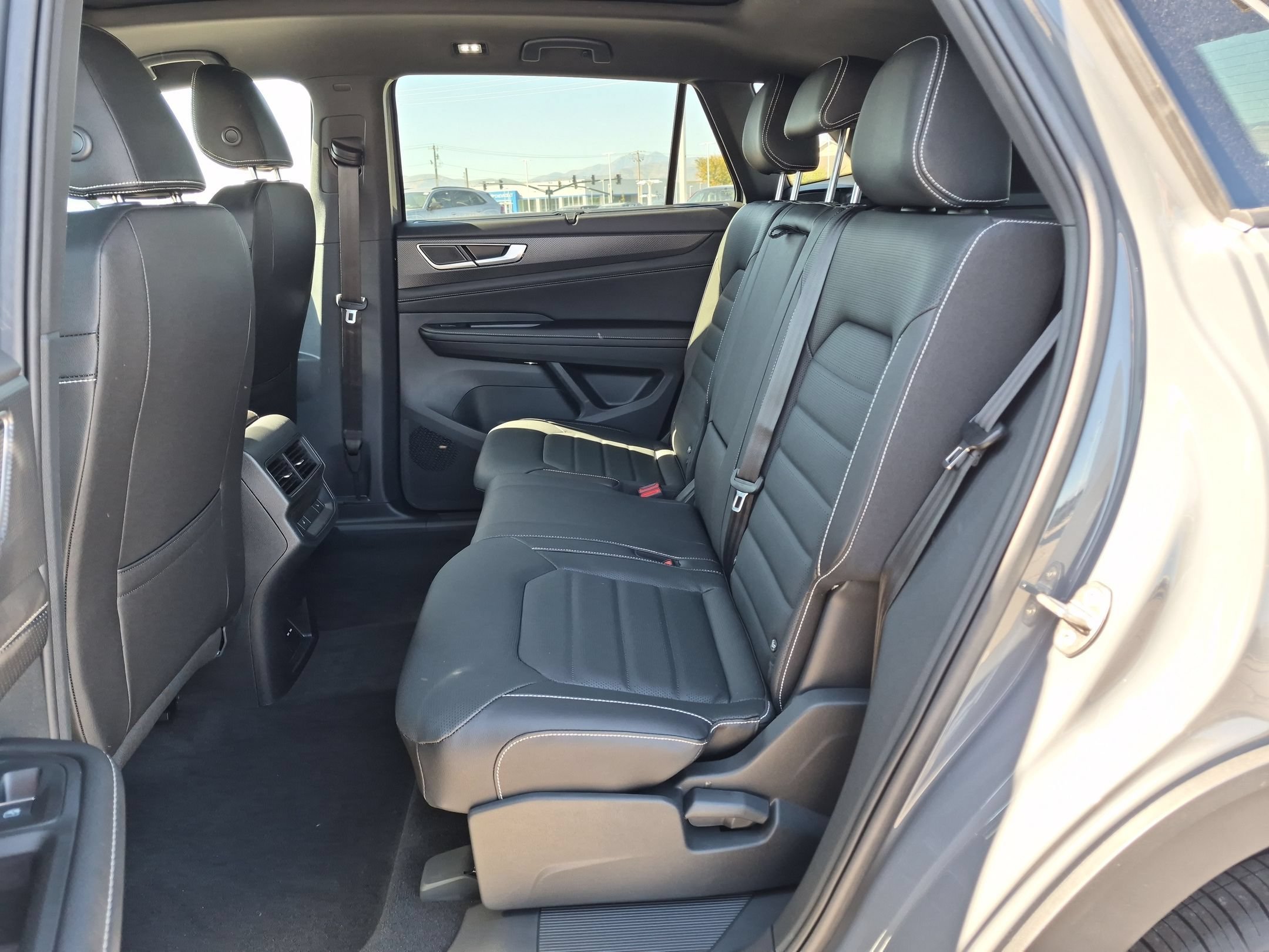New 2026 Pure Gray Volkswagen 2.0T SEL R-Line Black image 15
