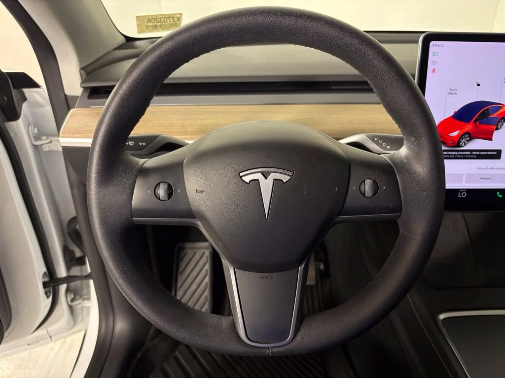 Used 2021 White Tesla Long Range image 19