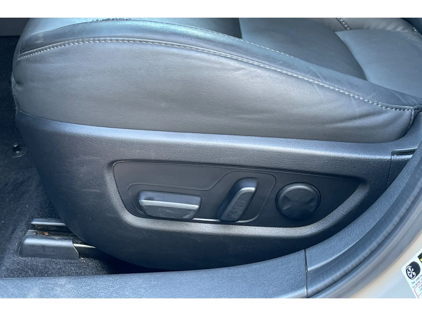 Used 2023 Platinum Quartz Metallic Mazda 2.5 S Preferred Package image 14