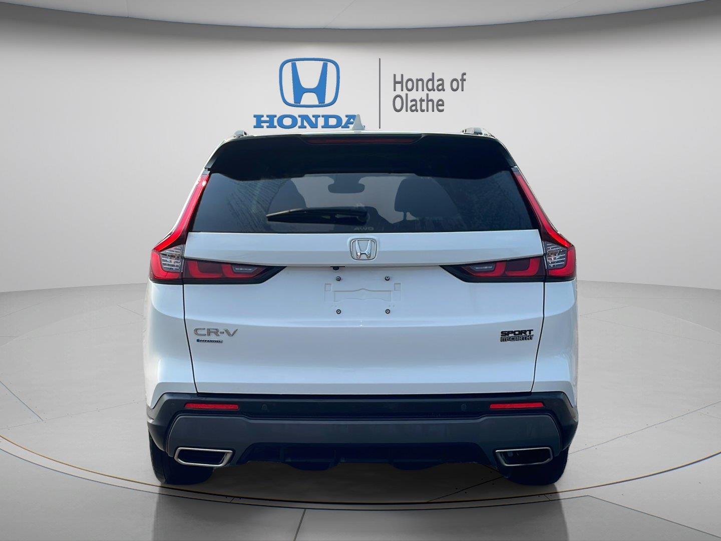 Certified Used 2025 Platinum White Pearl Honda Sport-L image 4