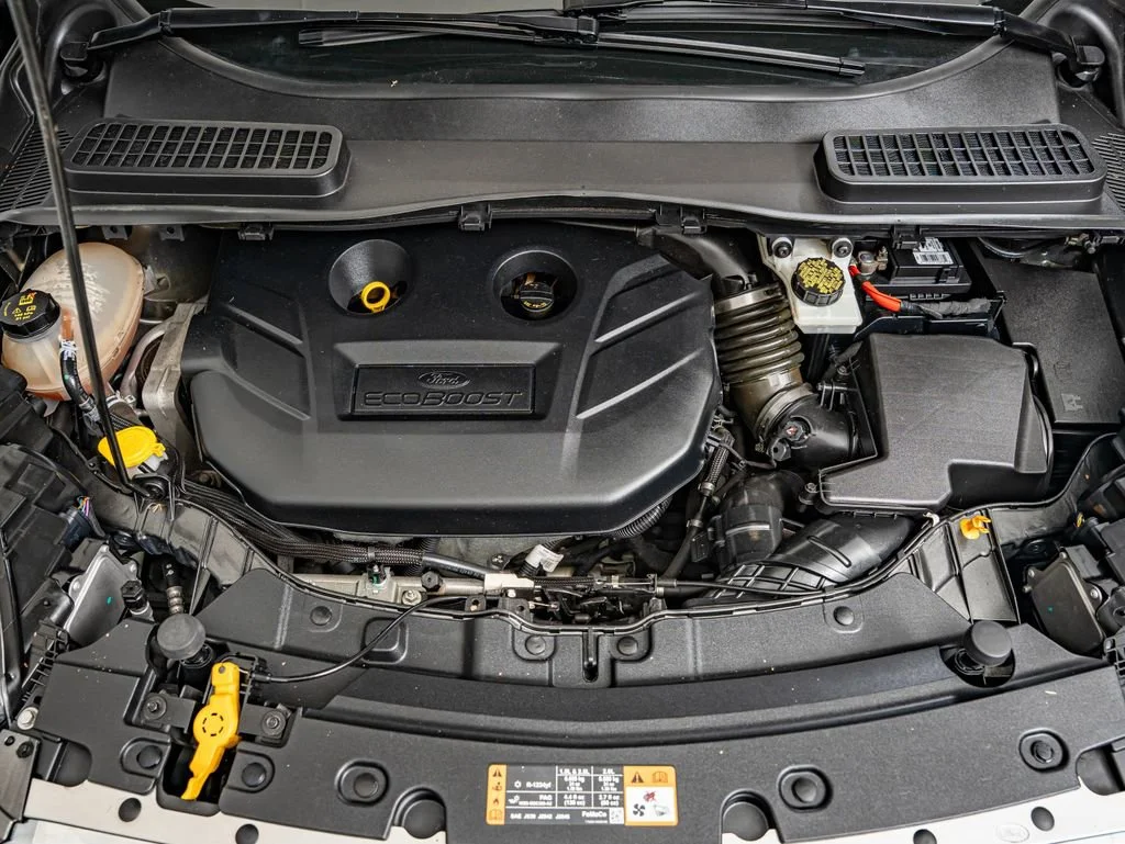 Used 2017 Magnetic Metallic Ford SE image 37