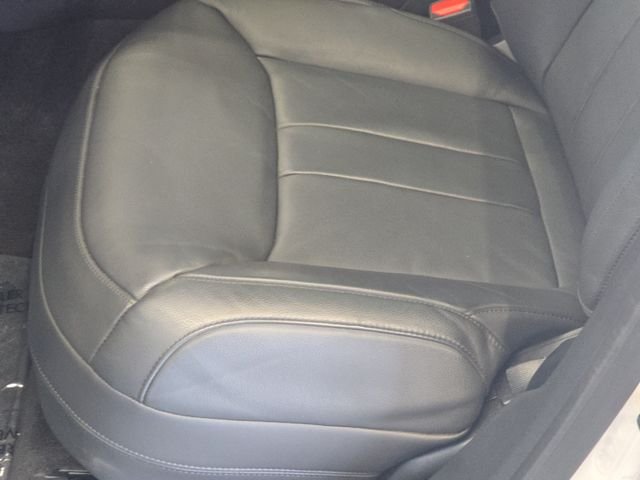 Certified Used 2025 Gray Land Rover S image 31
