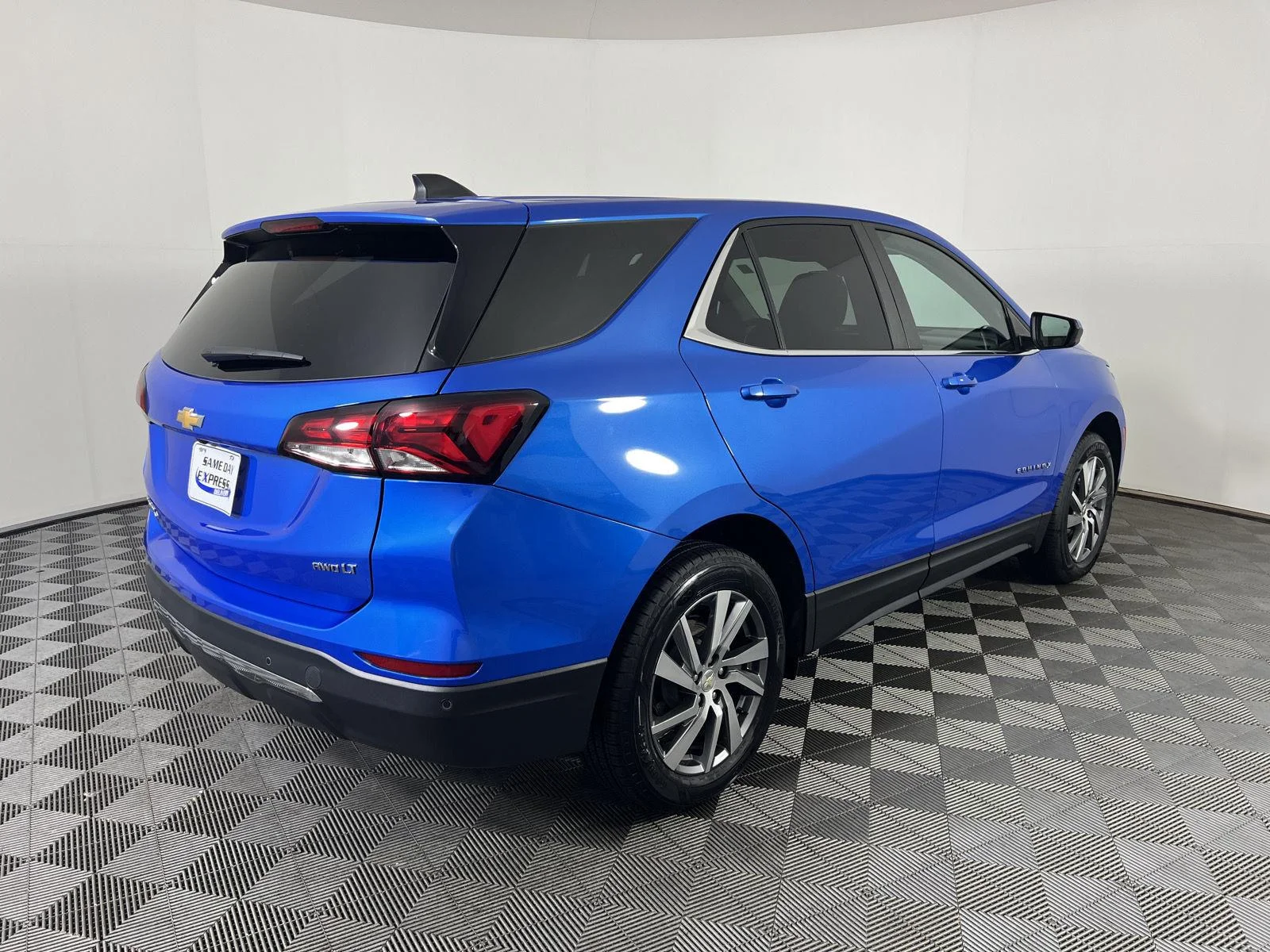 Used 2024 Riptide Blue Metallic Chevrolet LT image 24