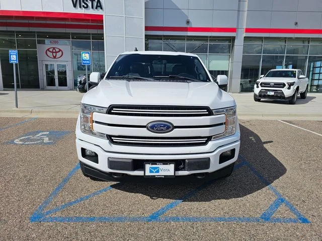 Used 2019  Ford Lariat image 2