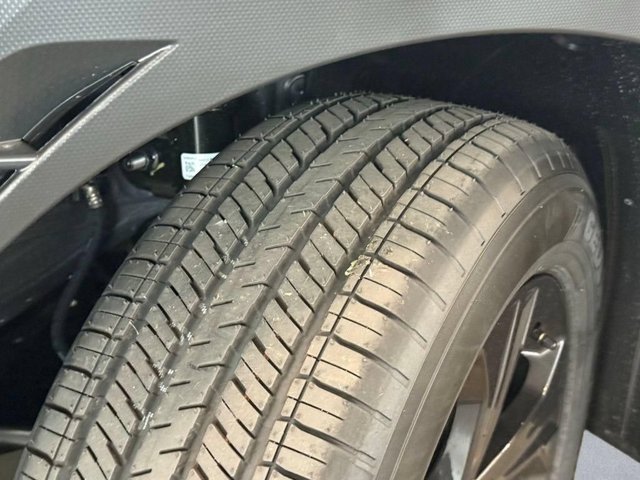 New 2026 MAGNETITE GRAY PEARL Subaru Base image 21