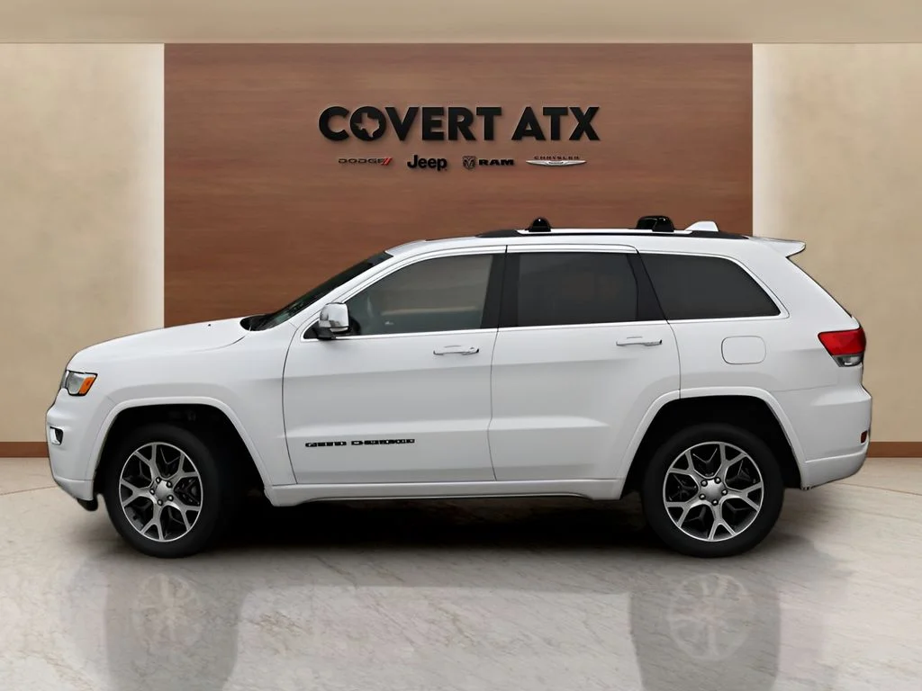 Used 2019 Off-white Jeep Overland image 2