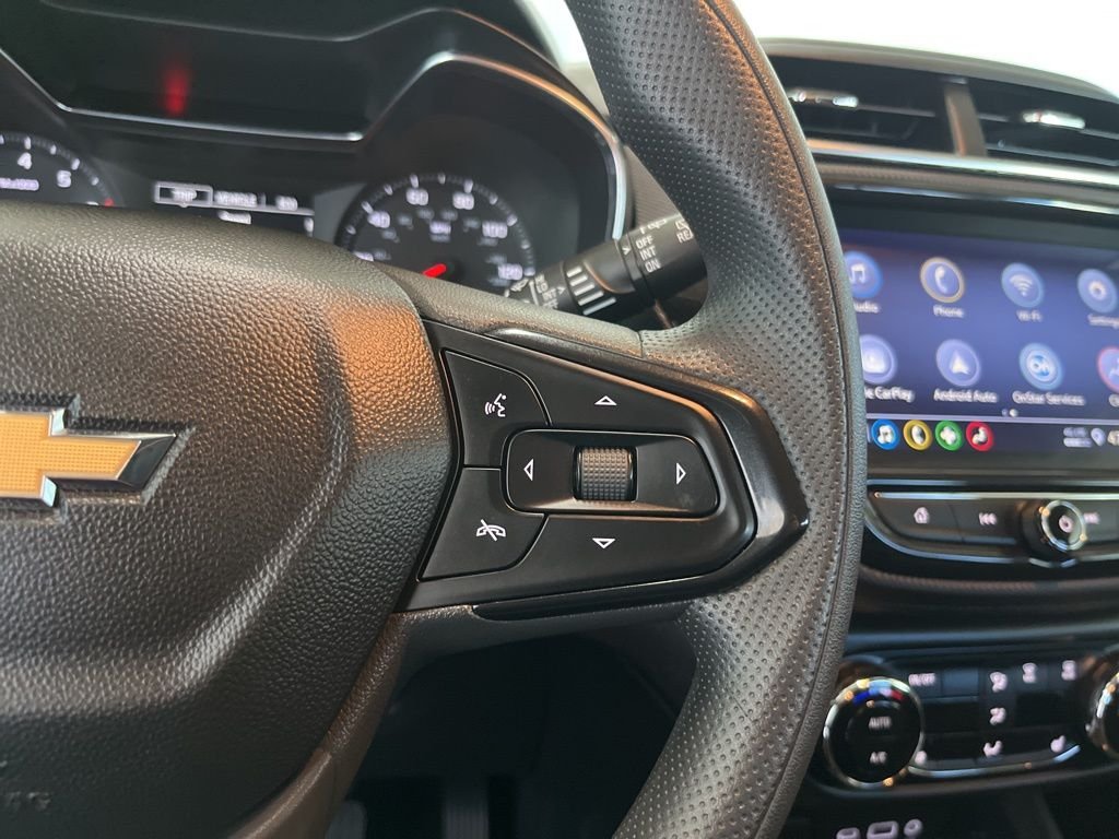 Used 2023 Black Chevrolet LT image 7