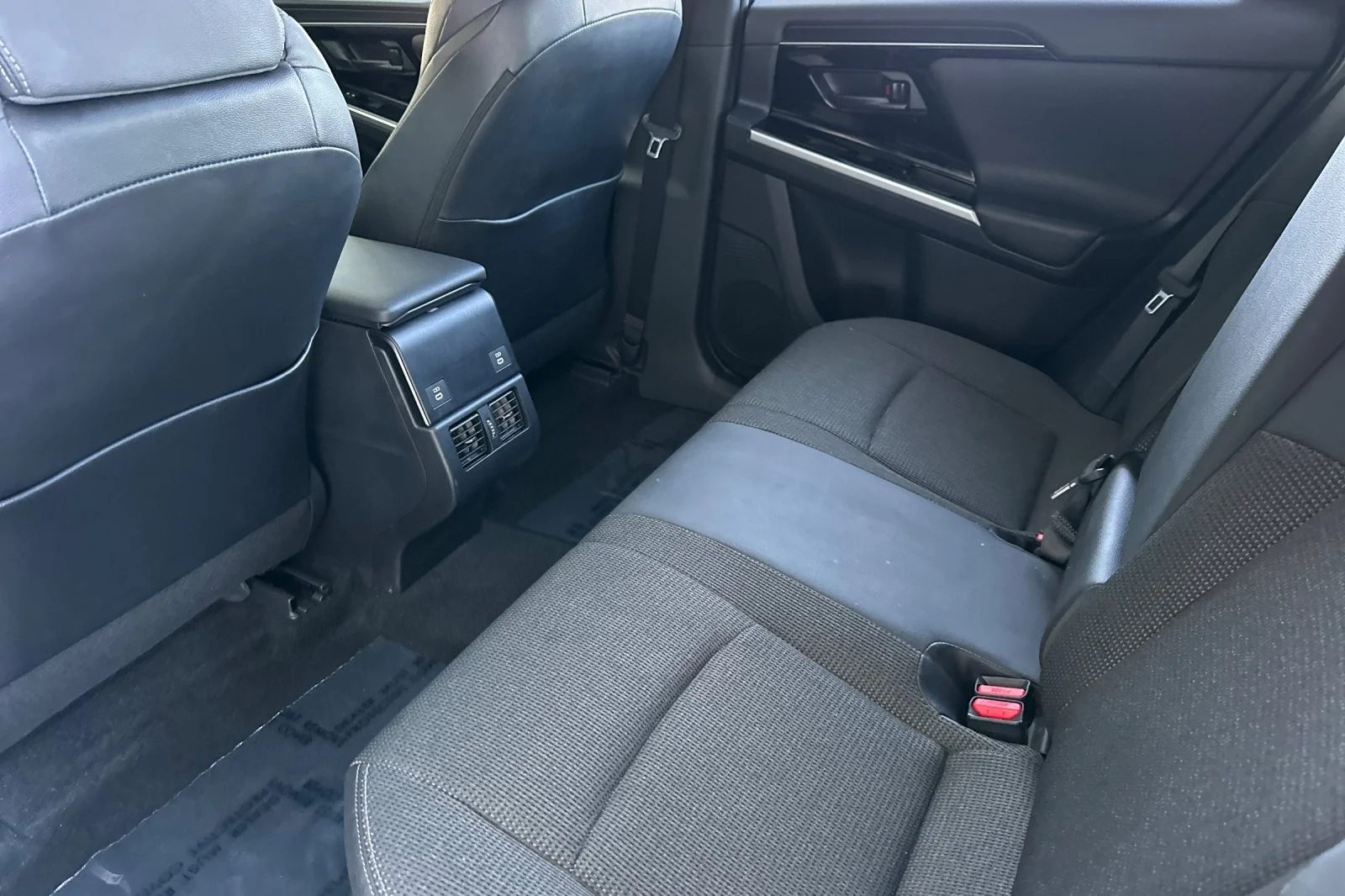 Certified Used 2023 PRECIOUS METAL Toyota XLE image 11