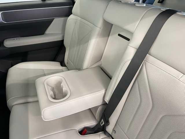 New 2026 Serenity White Hyundai SEL AWD image 32