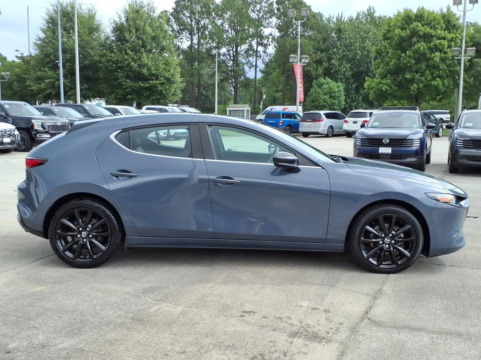 Used 2022 Polymetal Gray Metallic Mazda Carbon Edition image 6